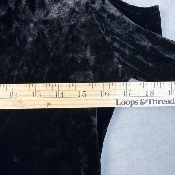 Mossimo Top Womens M Black Velvet Open Shoulder Whimsygoth Vampire Goth Eyelet - Picture 4 of 8